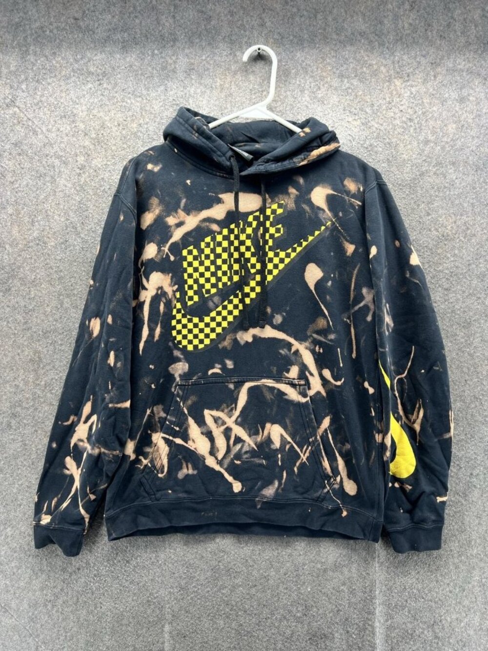 Nike Hoodie Mens Medium Black Bleach Tie Dye Pullover Fleece Swoosh Graphic